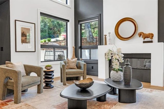 888 Oakglade, Monrovia, CA 91016