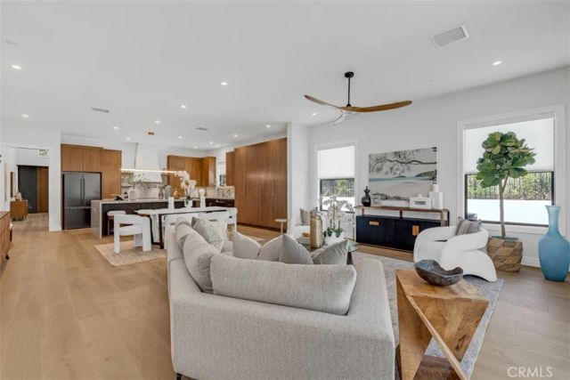 888 Oakglade, Monrovia, CA 91016