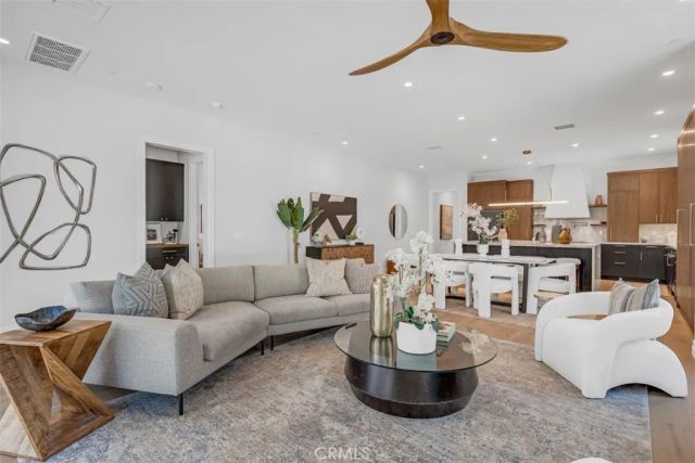 888 Oakglade, Monrovia, CA 91016