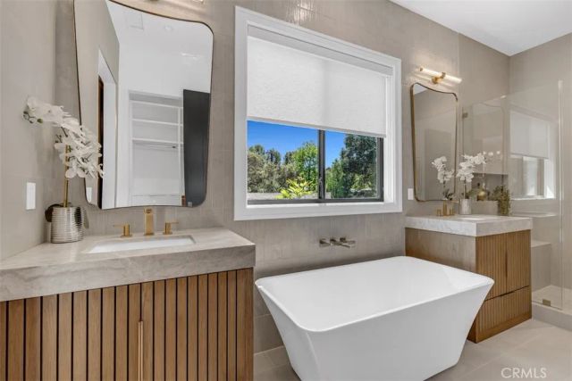 888 Oakglade, Monrovia, CA 91016