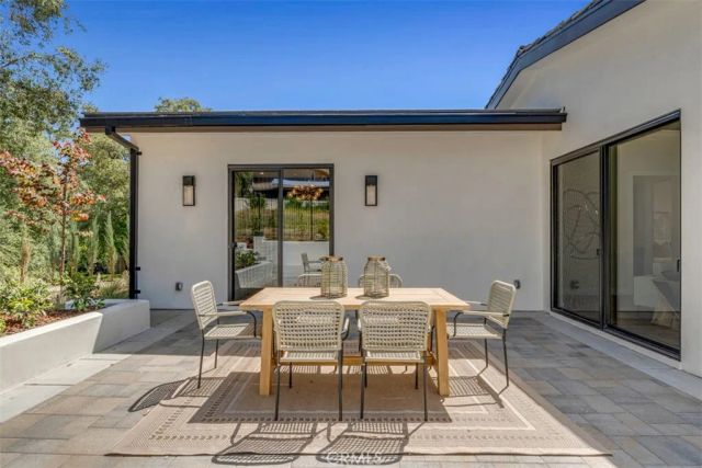 888 Oakglade, Monrovia, CA 91016