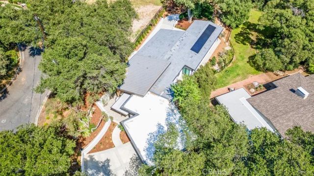 888 Oakglade, Monrovia, CA 91016