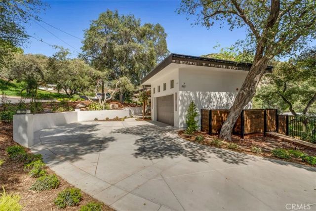 888 Oakglade, Monrovia, CA 91016