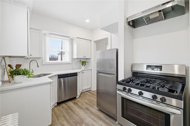 8 Esther Street, Overbrook, PA 15227