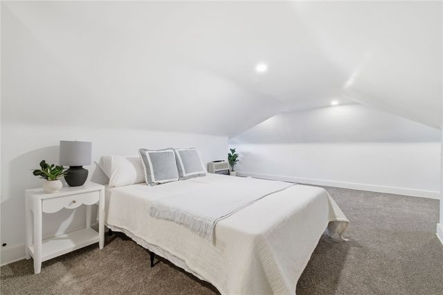 8 Esther Street, Overbrook, PA 15227