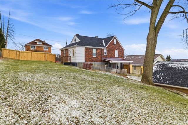 8 Esther Street, Overbrook, PA 15227