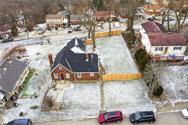 8 Esther Street, Overbrook, PA 15227