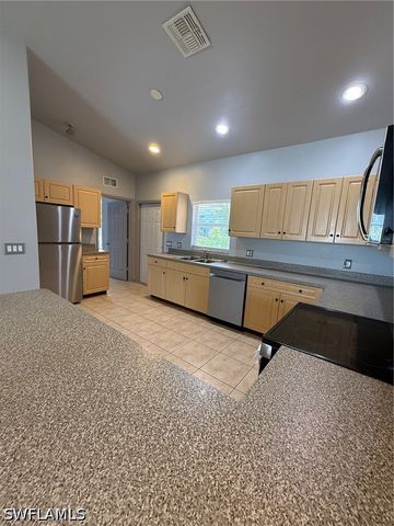 9088 Frank RD, Fort Myers, FL 33967