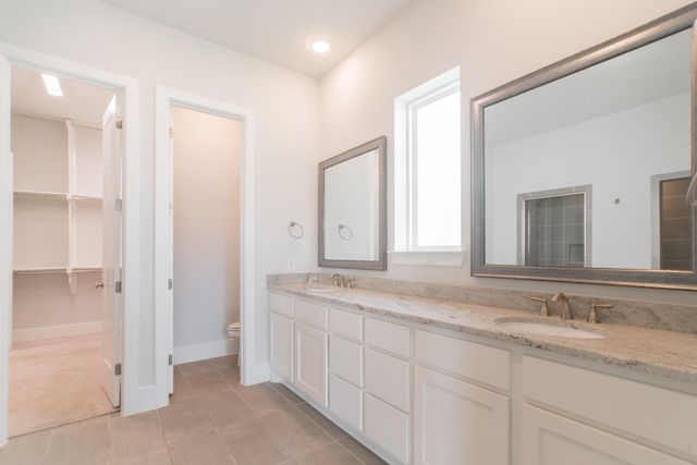 16 Clearview Terrace Place, The Woodlands, TX 77375