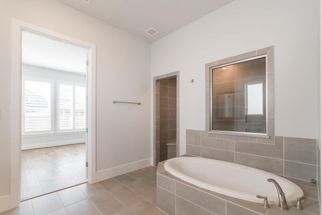 16 Clearview Terrace Place, The Woodlands, TX 77375