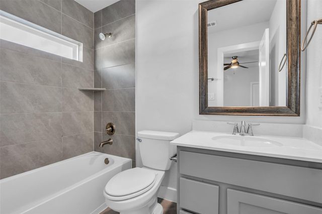 16 Clearview Terrace Place, The Woodlands, TX 77375