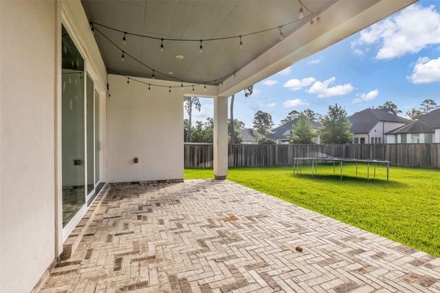 16 Clearview Terrace Place, The Woodlands, TX 77375