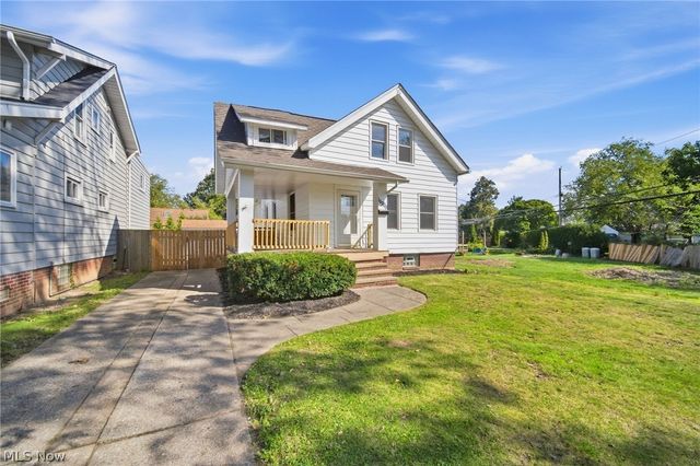 16200 Ernadale Avenue, Cleveland, OH 44111