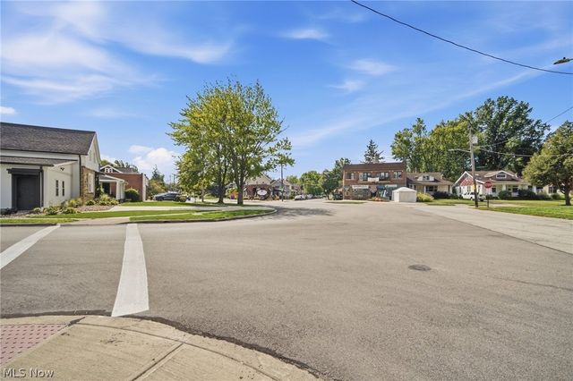 16200 Ernadale Avenue, Cleveland, OH 44111