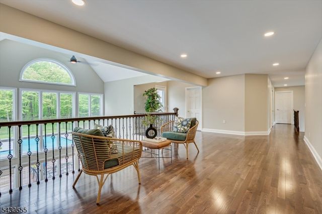 270 Mountain Rd, Bernards Twp., NJ 07920