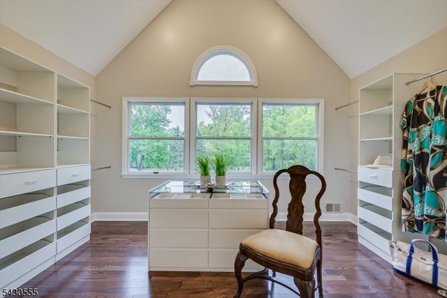 270 Mountain Rd, Bernards Twp., NJ 07920