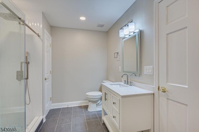 270 Mountain Rd, Bernards Twp., NJ 07920