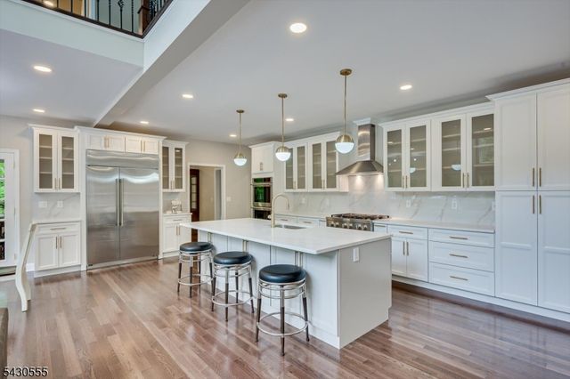 270 Mountain Rd, Bernards Twp., NJ 07920