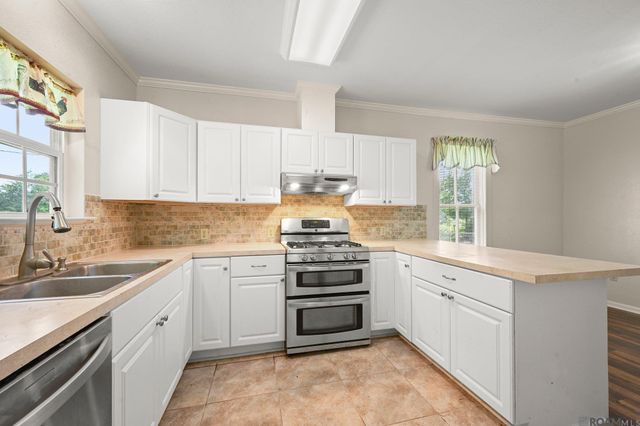 29809 S Cafe Line Rd, Albany, LA 70711