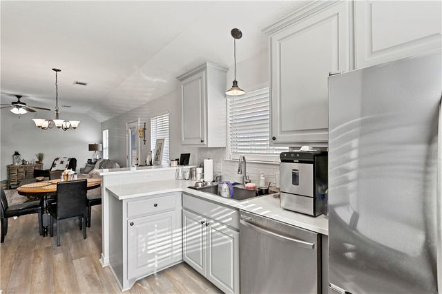 2659 Symphony Park Drive, Bryan, TX 77802