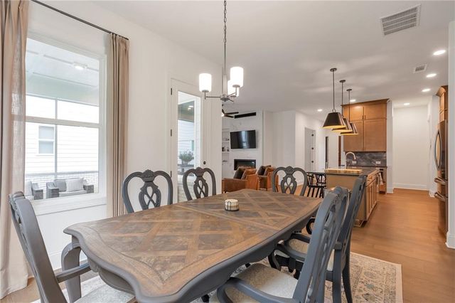 146 Mooney Road, Woodstock, GA 30188