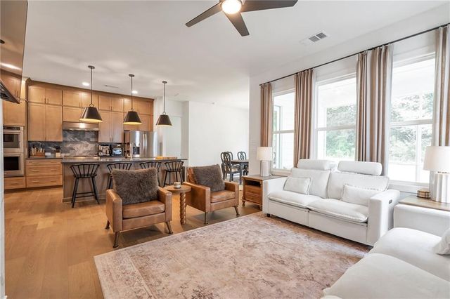 146 Mooney Road, Woodstock, GA 30188