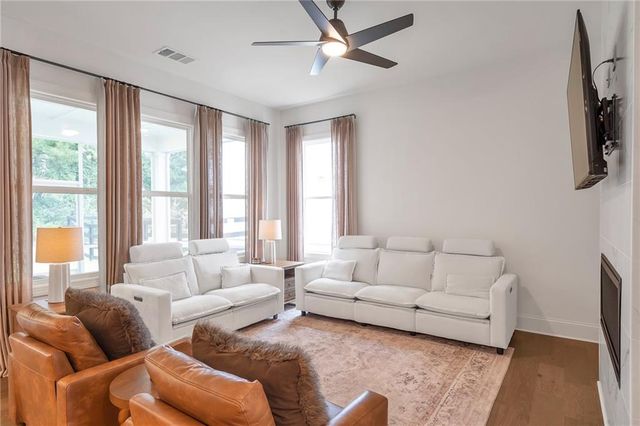 146 Mooney Road, Woodstock, GA 30188