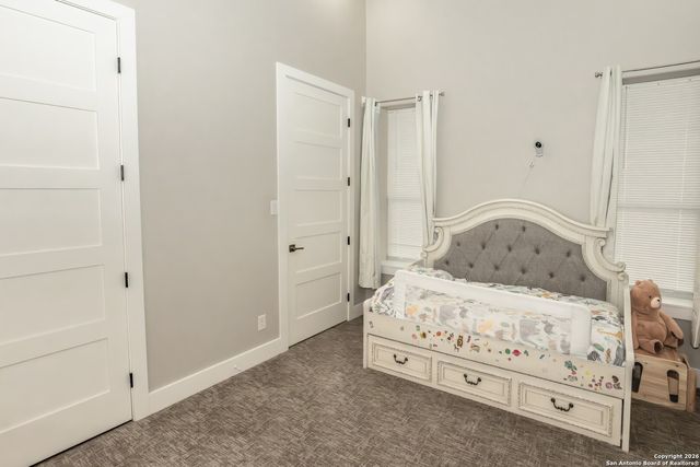 225 Arrowhead Lane, Pipe Creek, TX 78063