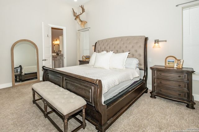 225 Arrowhead Lane, Pipe Creek, TX 78063