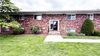 20 Zambarano Avenue 202, North Providence, RI 02911