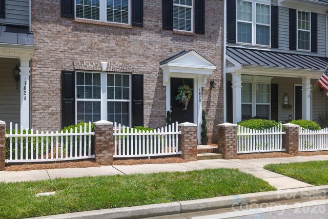 1620 Chamberside Drive, Rock Hill, SC 29730