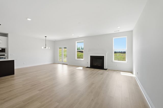 340 Patana, White House, TN 37188