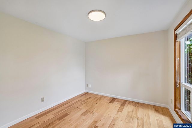 3495 Oak St, Hubbard, OR 97032