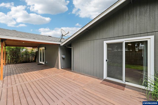 3495 Oak St, Hubbard, OR 97032