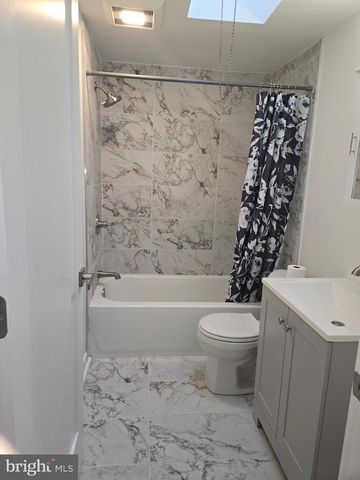 2406 S 12TH ST, Camden, NJ 08104