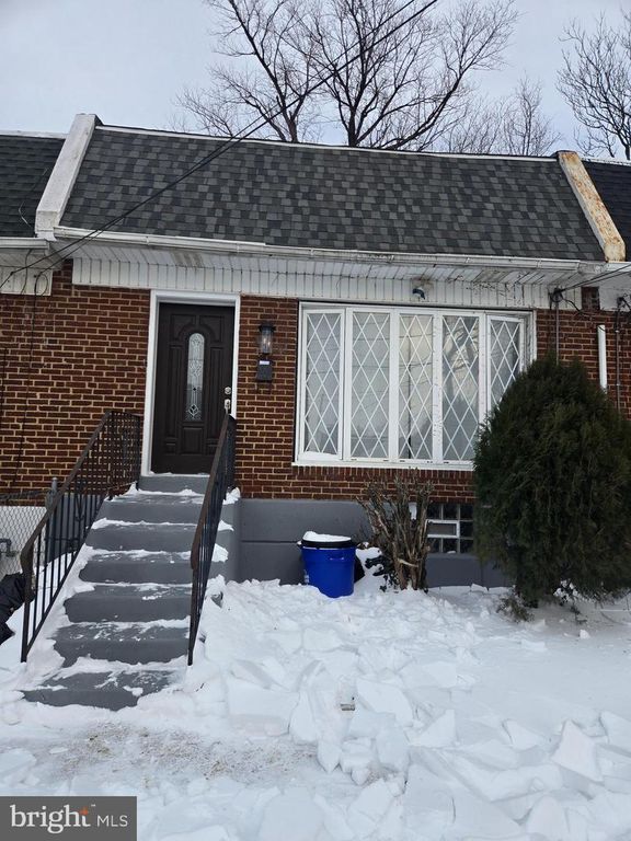 2406 S 12TH ST, Camden, NJ 08104