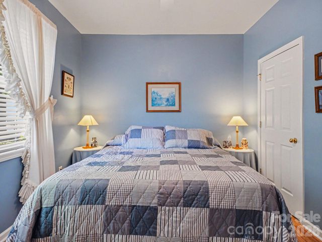 1274 Emory Lane NW, Concord, NC 28027