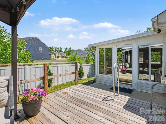 1274 Emory Lane NW, Concord, NC 28027