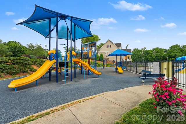 1274 Emory Lane NW, Concord, NC 28027