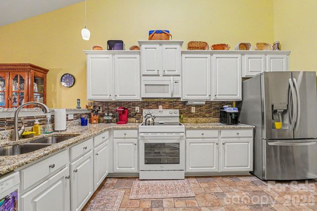 1274 Emory Lane NW, Concord, NC 28027