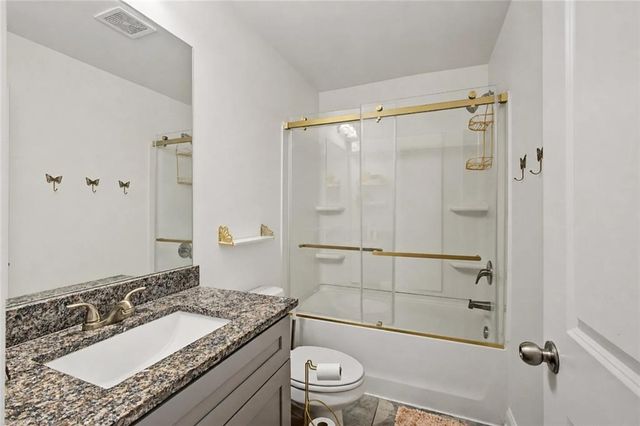 5960 Langdale Chase, Douglasville, GA 30135