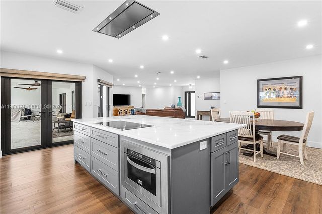 1250 NE 27th Terrace, Pompano Beach, FL 33062