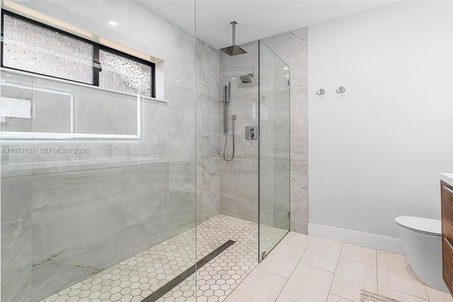 1250 NE 27th Terrace, Pompano Beach, FL 33062