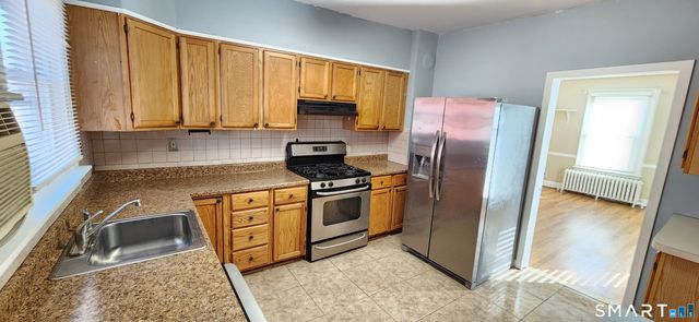 52 Davis Street, New Haven, CT 06515