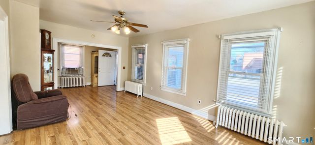 52 Davis Street, New Haven, CT 06515