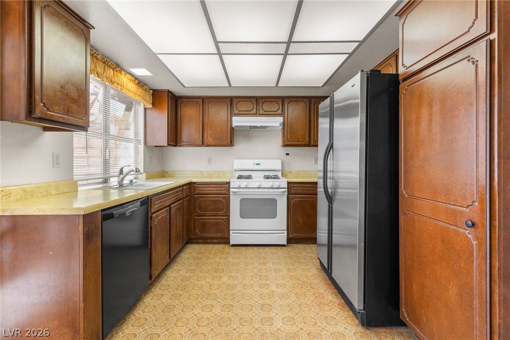 2613 Lourdes Avenue, Las Vegas, NV 89102 — photo 3