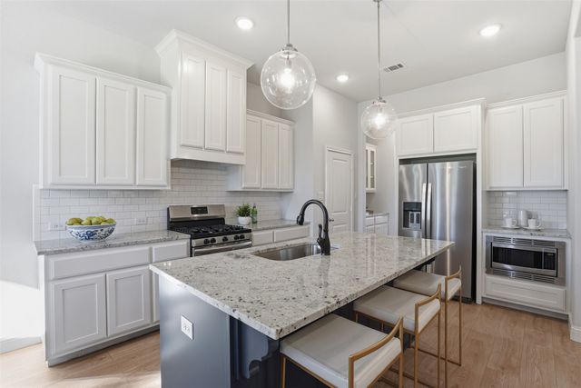 5861 Pollard Drive, Westworth Village, TX 76114