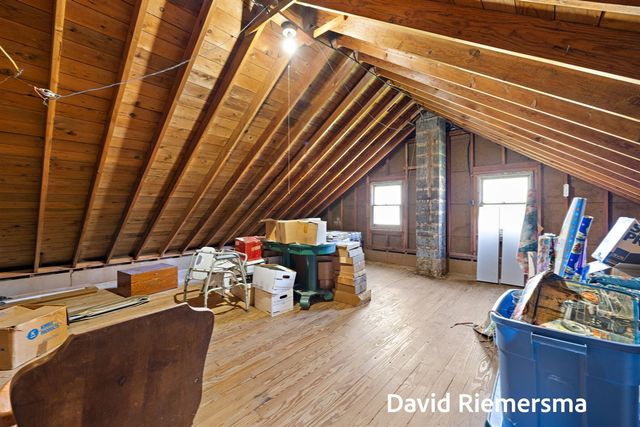 466 27th Street, Allegan, MI 49010