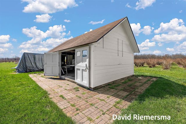 466 27th Street, Allegan, MI 49010