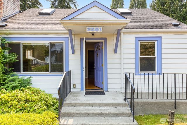 2501 SW 112th Street, Seattle, WA 98146